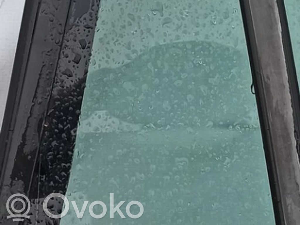 Opel Vectra C Ventanilla de ventilación de la puerta trasera 