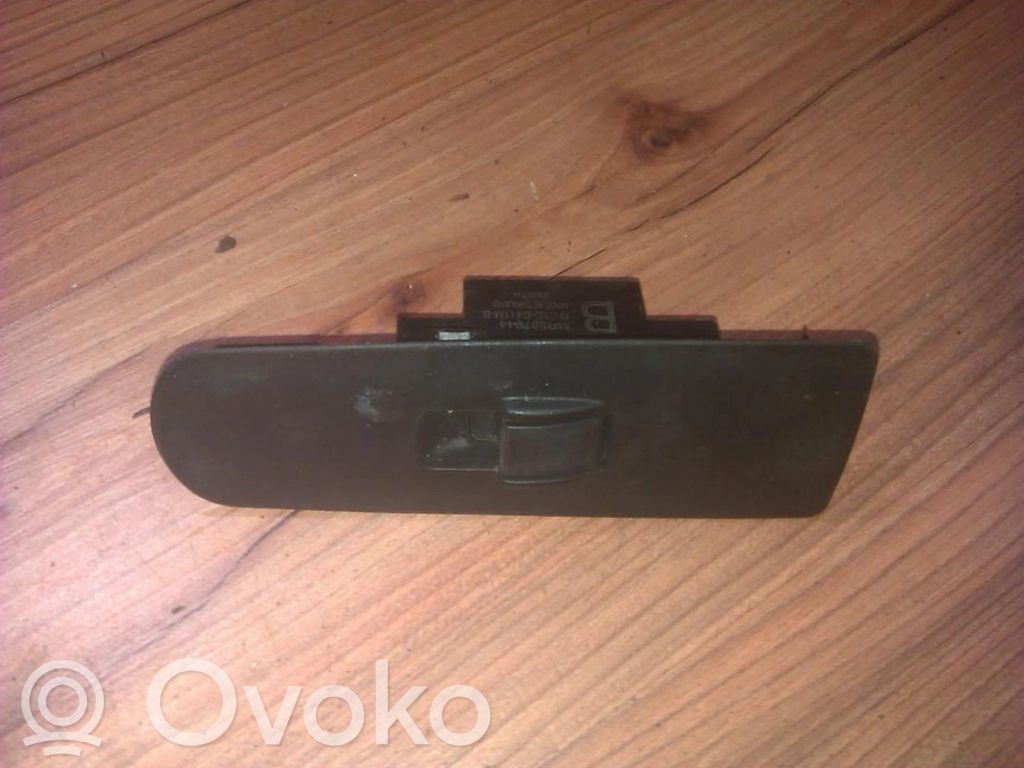 Przyciski szyb   MR587944,MR587944