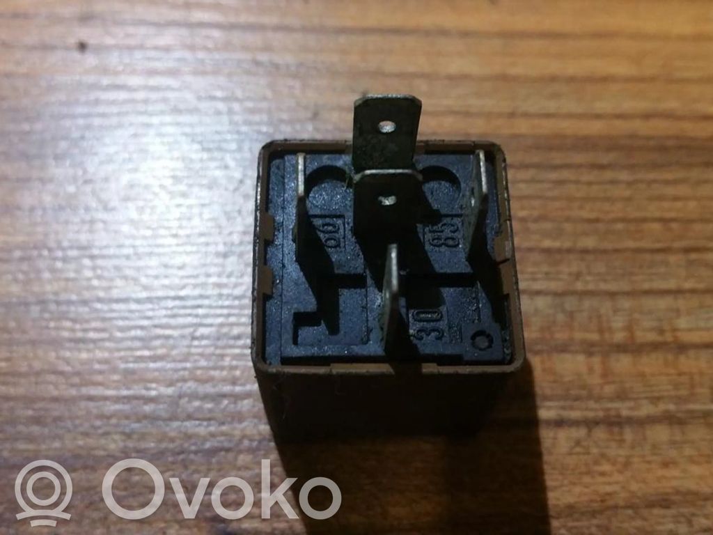 Opel Zafira A Alte relee 
