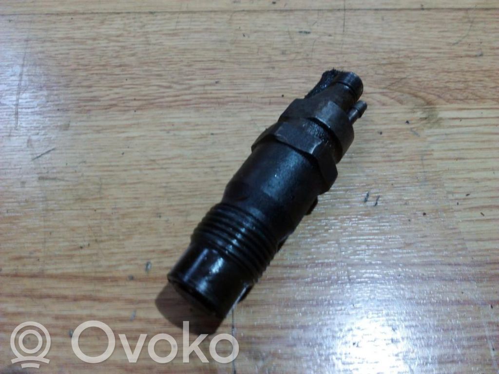 Nissan Primera Inyector de combustible 