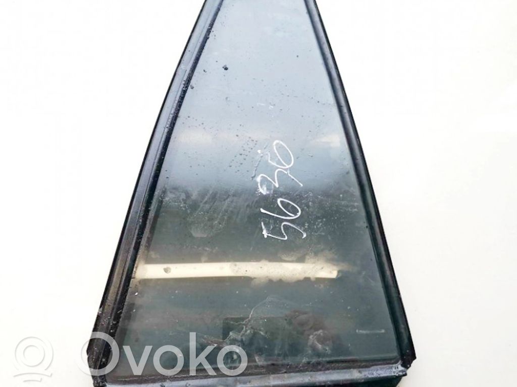 Ventanilla de ventilación de la puerta trasera   62284AJ020,62284AJ020,62284AJ020,62284AJ020