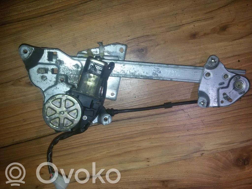 Regulador con motor de la ventanilla de la puerta corredera