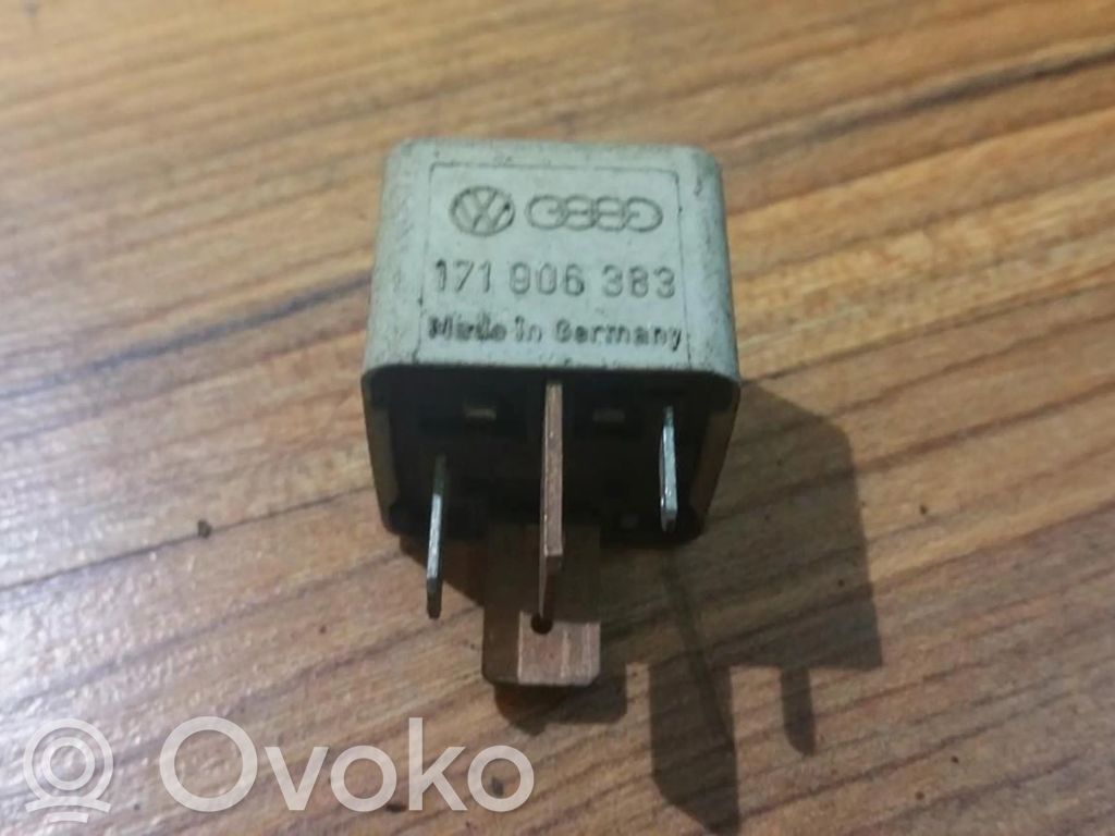 Volkswagen Golf II Inne przekaźniki 