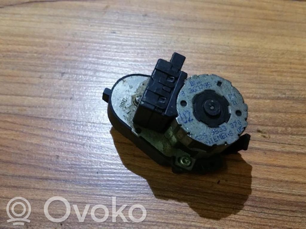 BMW 5 E39 Motor/actuator clapetă aer 