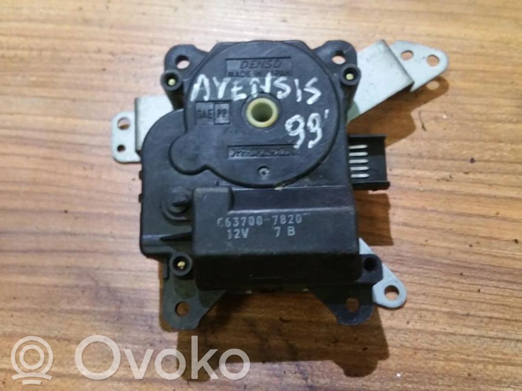 Toyota Avensis T220 Stellmotor Heizung Klima