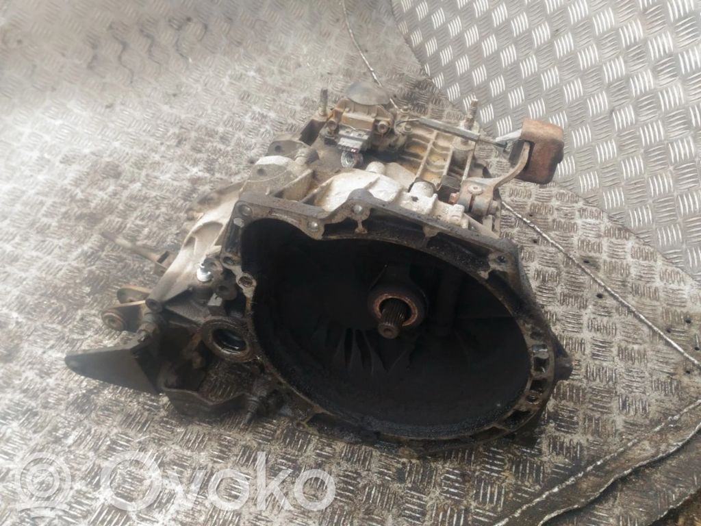 Ford Mondeo MK I Manualna 5-biegowa skrzynia biegów 