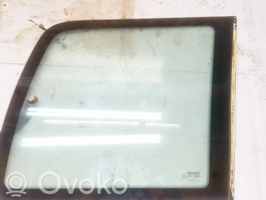 Rear side window