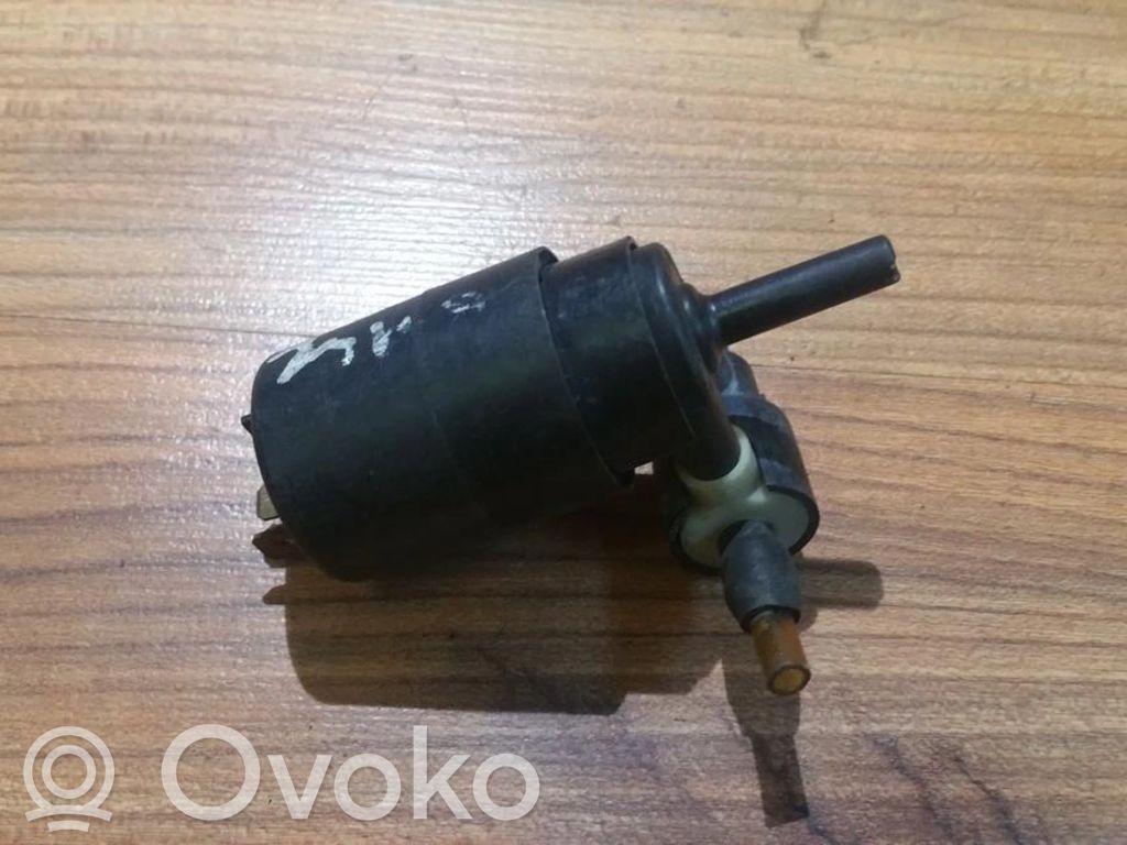 Volkswagen Golf II Pompă spălător parbriz