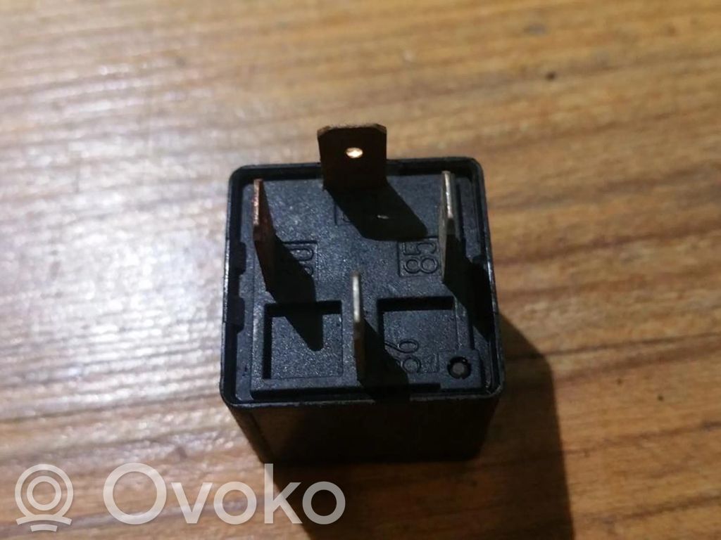 Volvo 440 Inne przekaźniki 