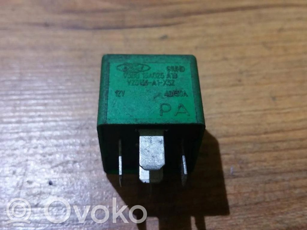 Ford Mondeo MK I Otros relés 