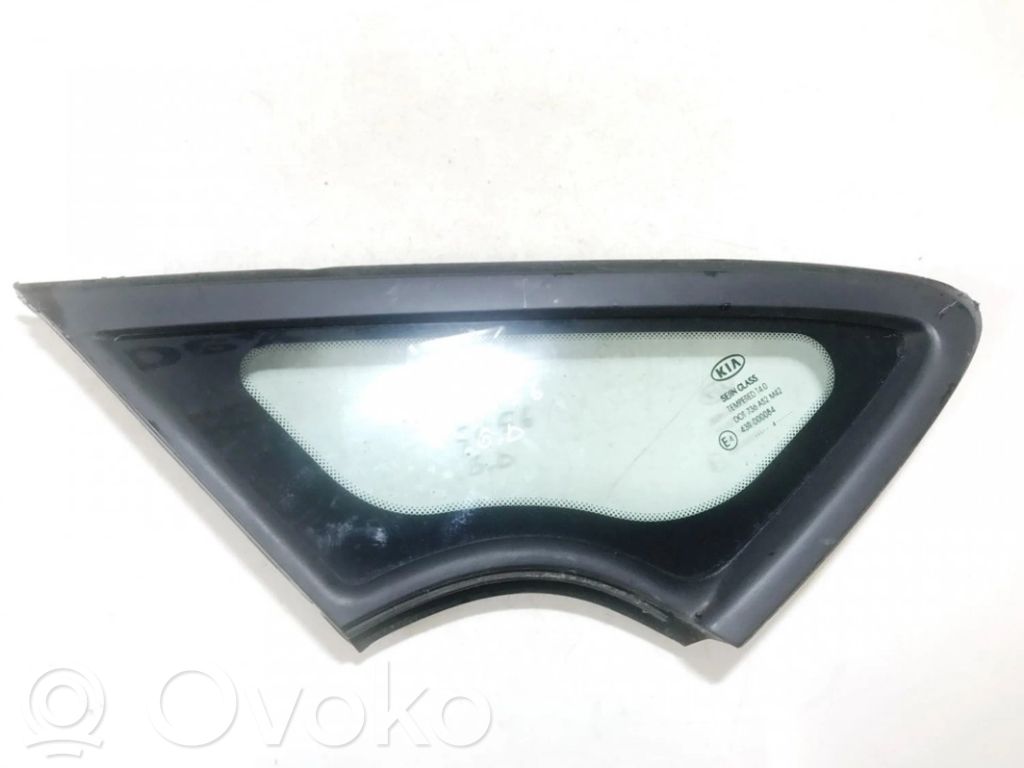 Front triangle window/glass