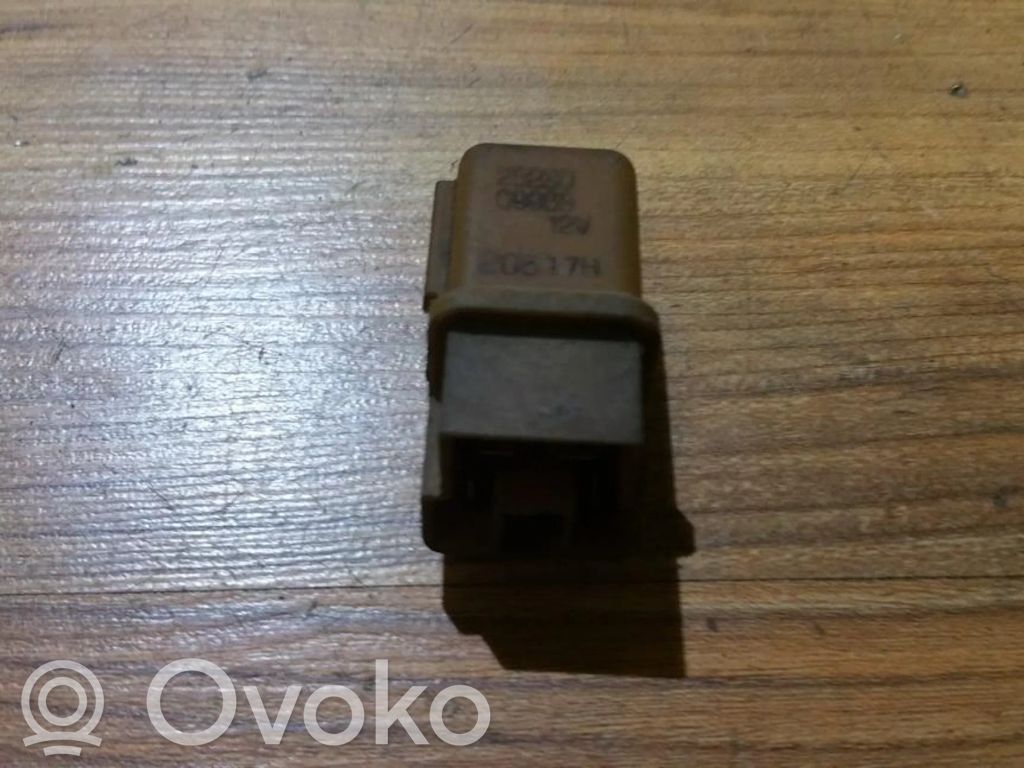 Nissan Primera Alte relee