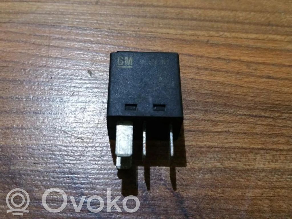 Inne przekaźniki   GM90508807,157,A1301X31,GM90508807