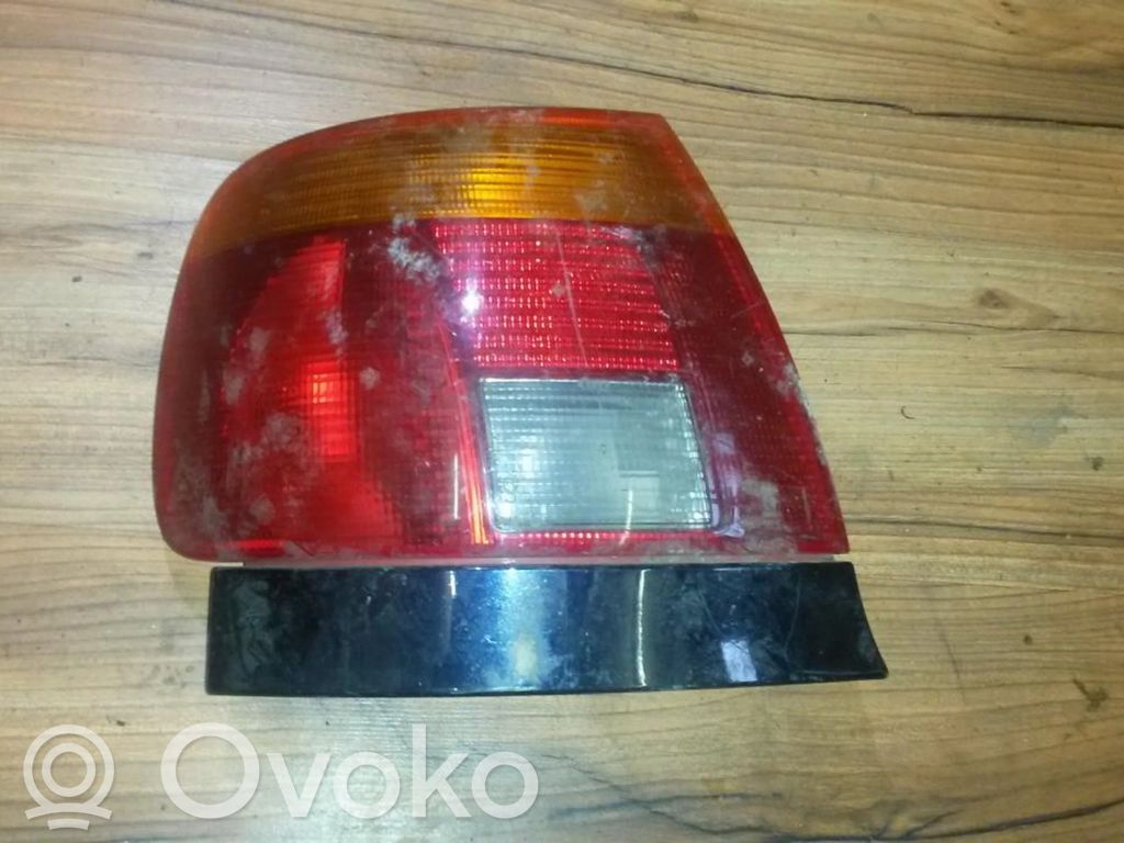 Audi A4 S4 B5 8D Luci posteriori 