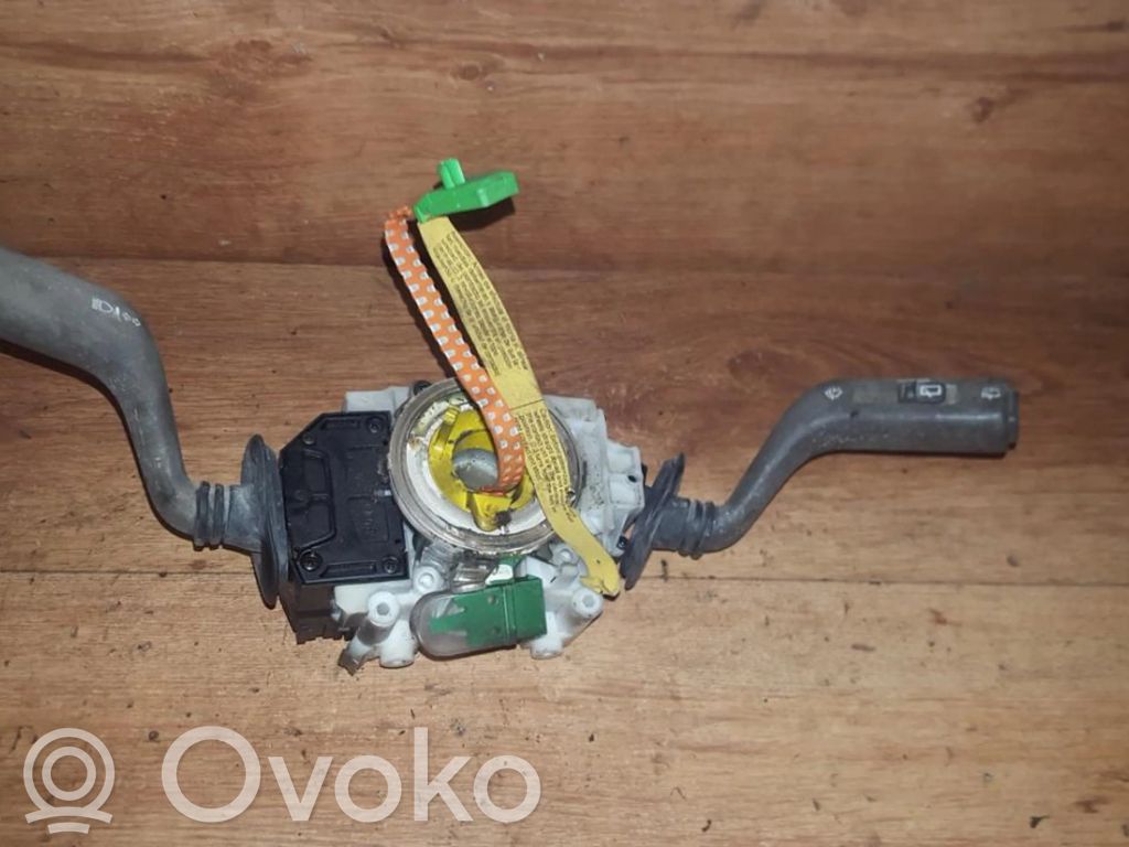 Volvo S40, V40 Bloc semnalizator și ștergător parbriz 