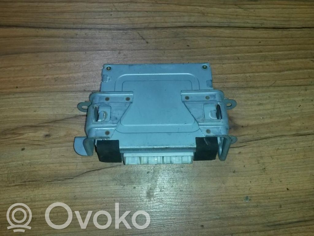 Mitsubishi Pajero Sterownik / moduł tempomatu 
