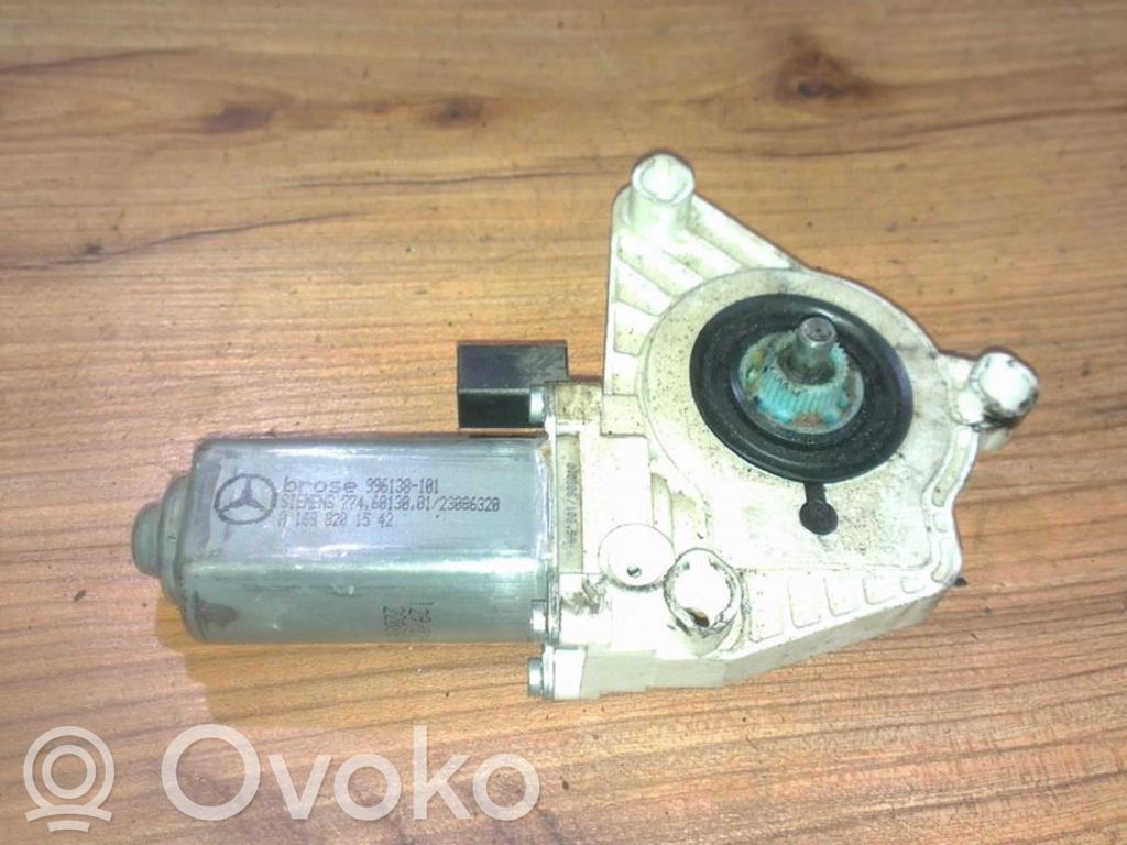 Mercedes-Benz A W169 Motor macara geam ușă față 