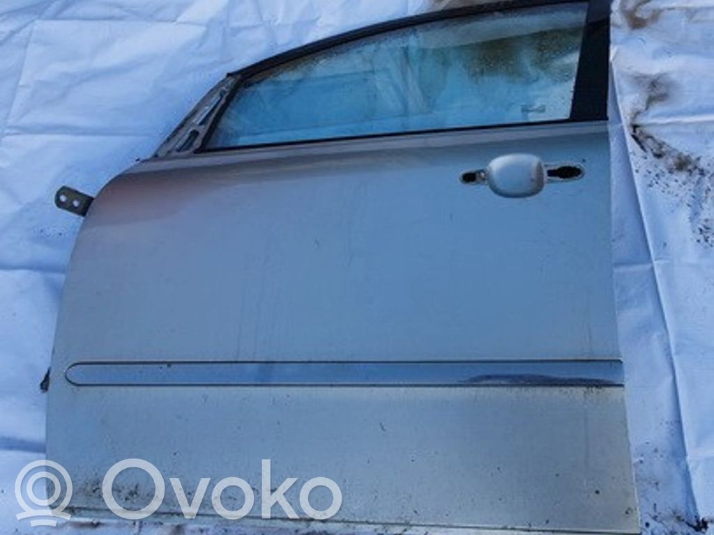 Toyota Avensis Verso Portiera anteriore 