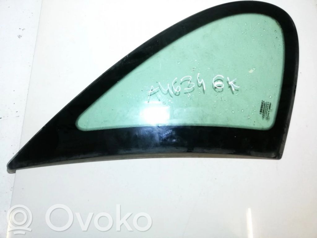 Rear side window