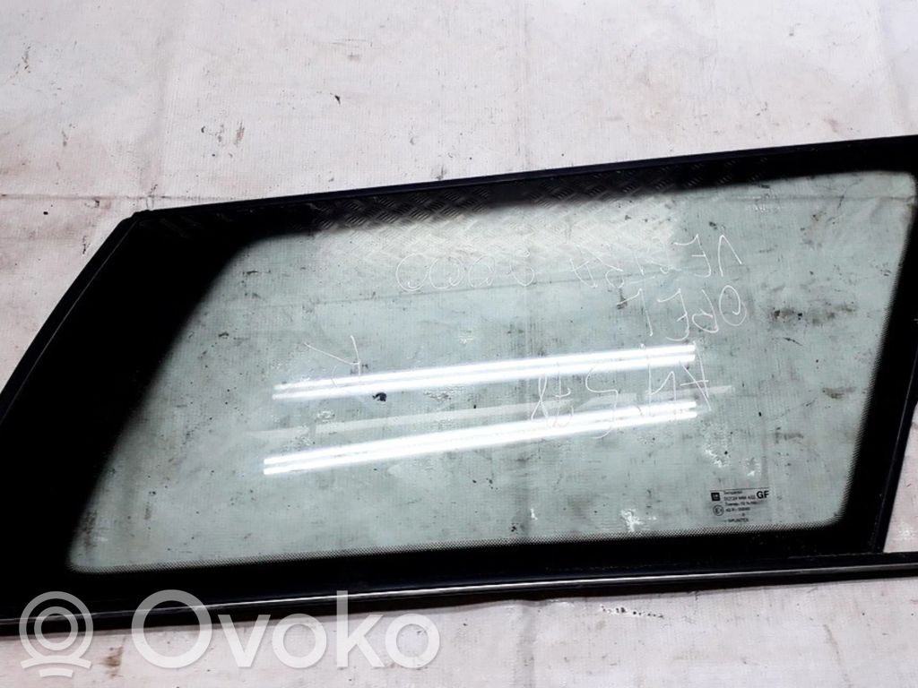 Vidrio lateral trasero