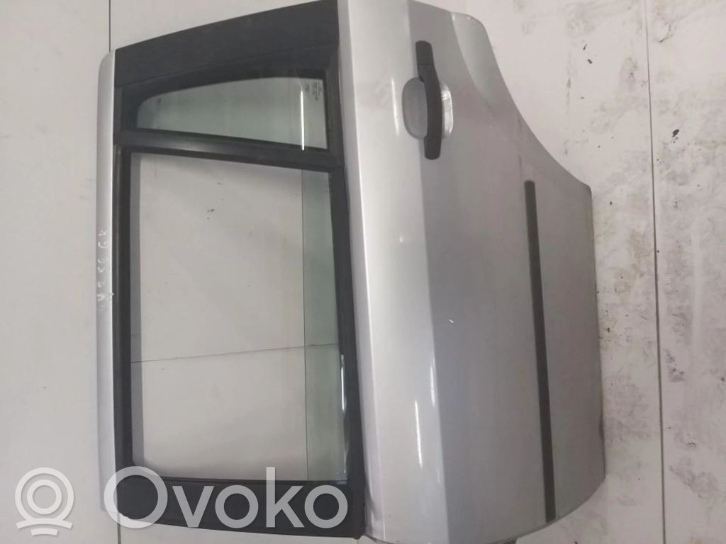 Takaoven ikkunalasi