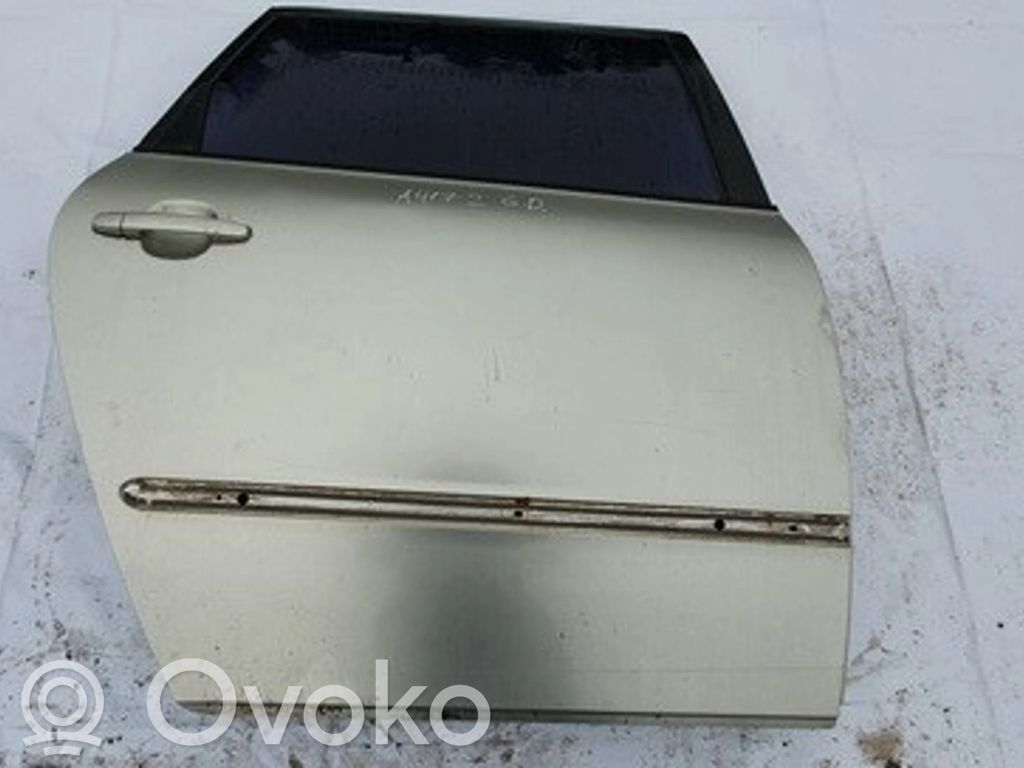 Toyota Avensis Verso Portiera posteriore 