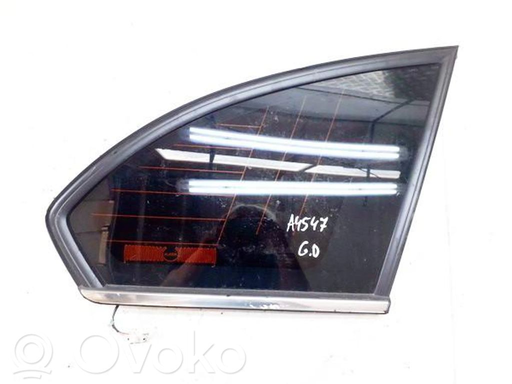 Chevrolet Captiva Geam lateral spate 