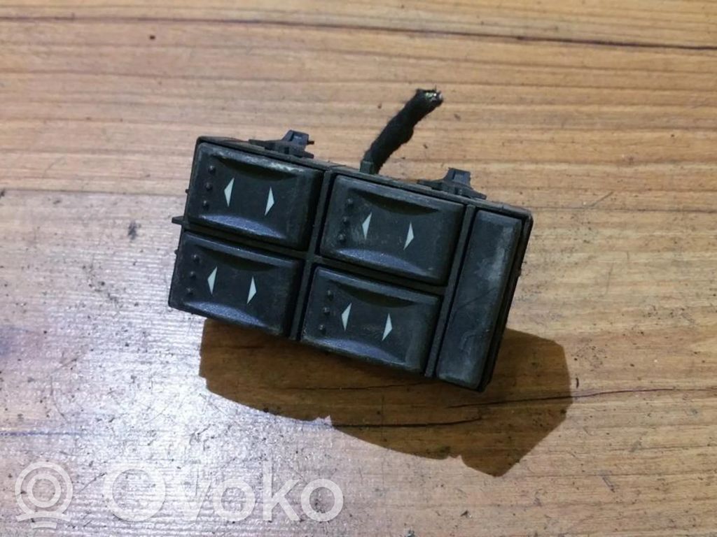 Comutator comandă geamuri electrice   1S7T14A132BD,03163451,03163451,1S7T14A132BD