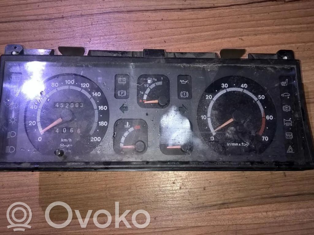 Renault Espace I Speedometer (instrument cluster) 