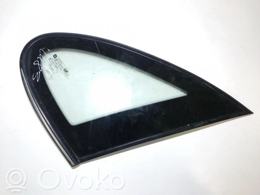 Rear side window