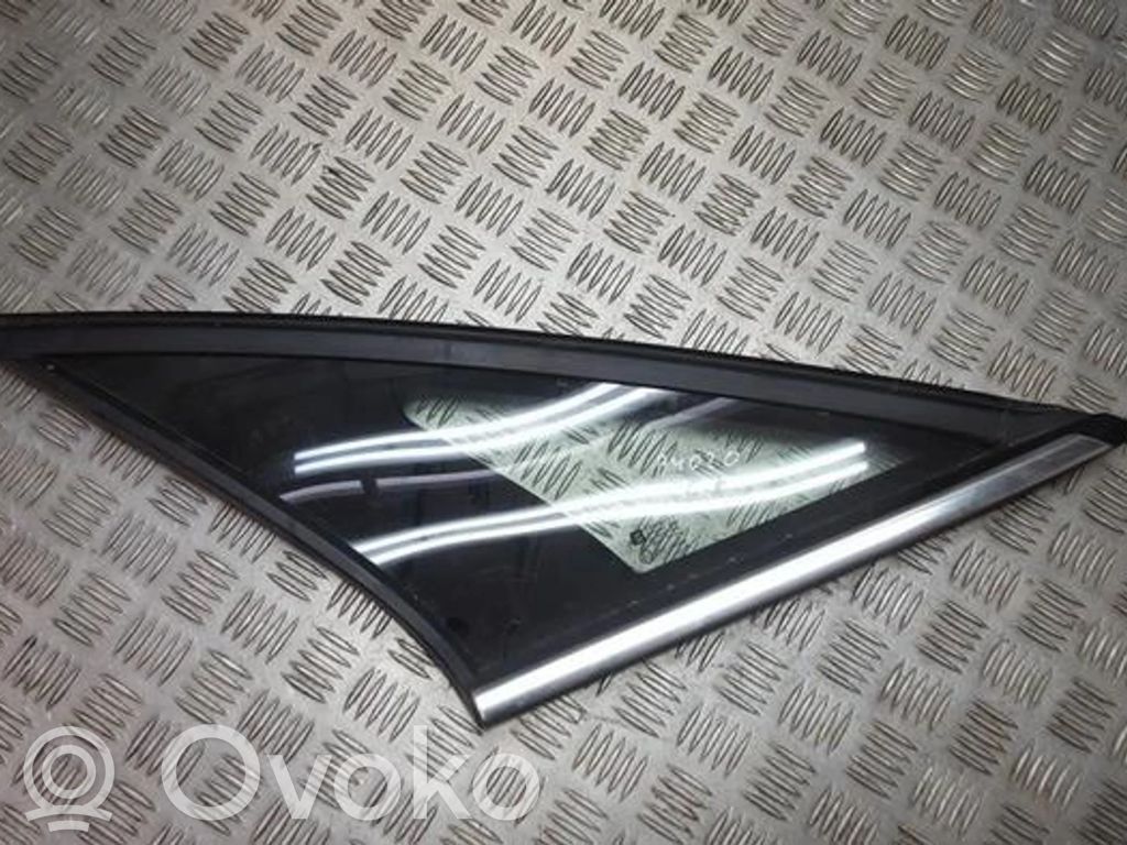 Rear side window