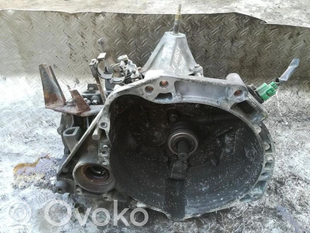 Nissan Note (E11) Cutie viteze manuală cu 5 trepte 
