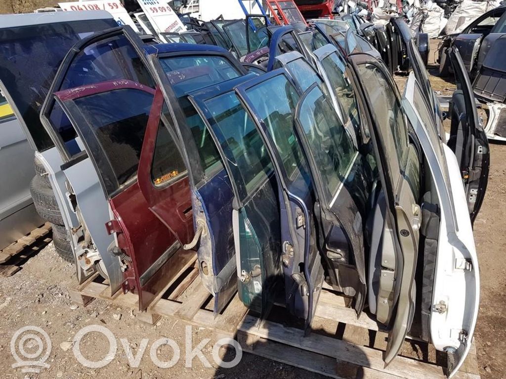 Peugeot 406 Задняя дверь 