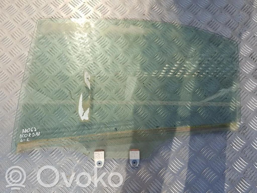 Takaoven ikkunalasi