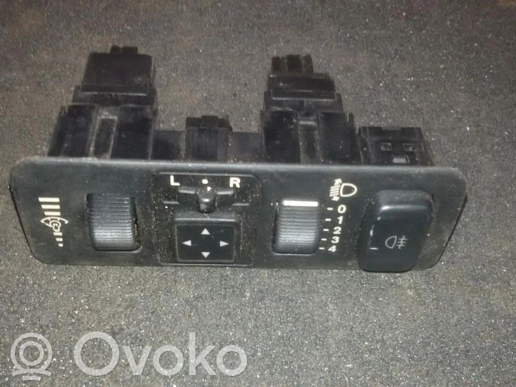 Mitsubishi Carisma Interruptor del espejo lateral 