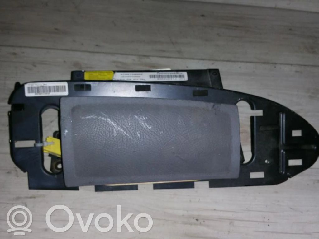 Fiat Punto (176) Airbag pasager