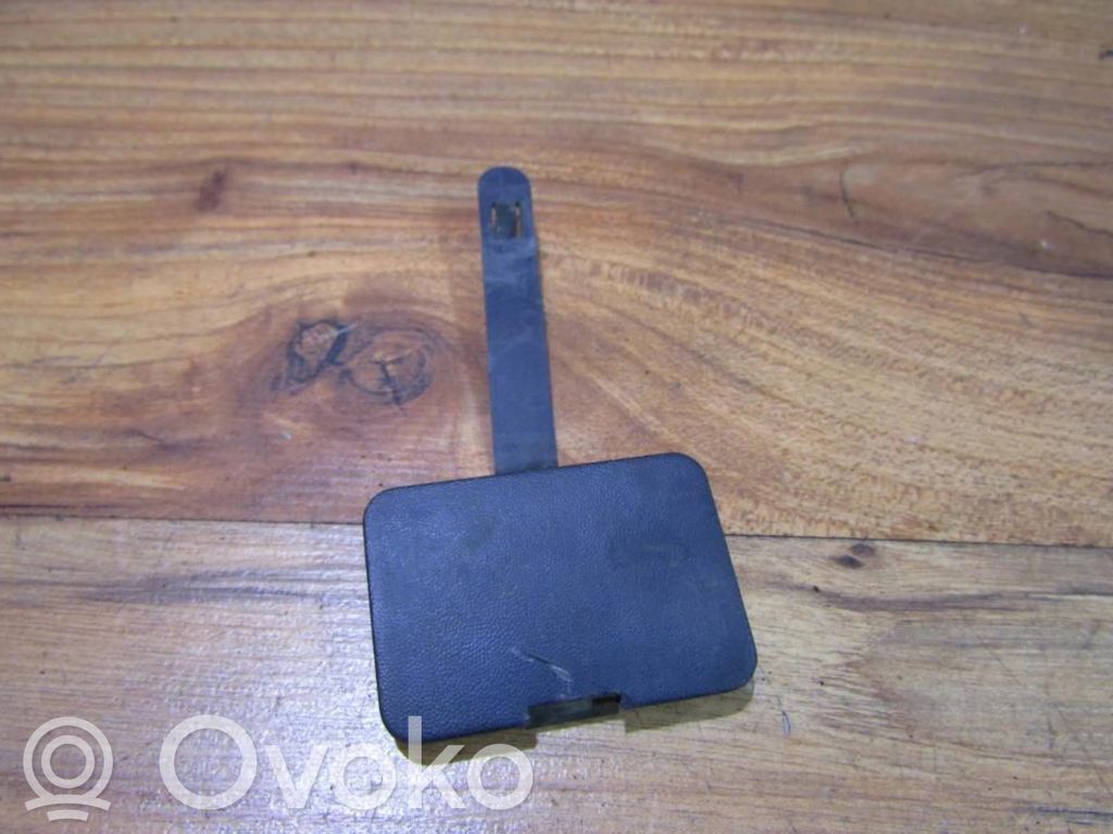Citroen Xsara Vilkšanas āķa vāciņš bamperī 