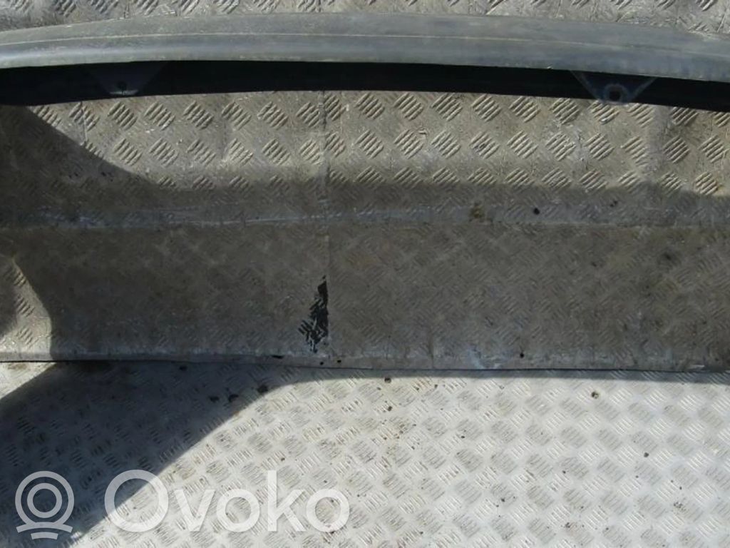 Nissan Sunny Parachoques 