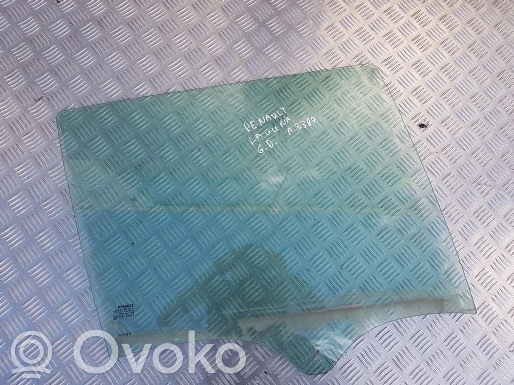 Takaoven ikkunalasi