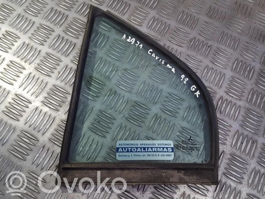 Ventanilla de ventilación de la puerta trasera