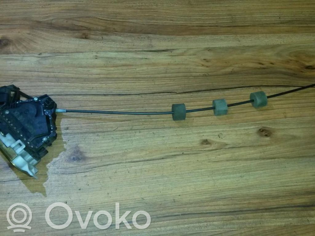 Ford Mondeo Mk III Zamek drzwi przednich 