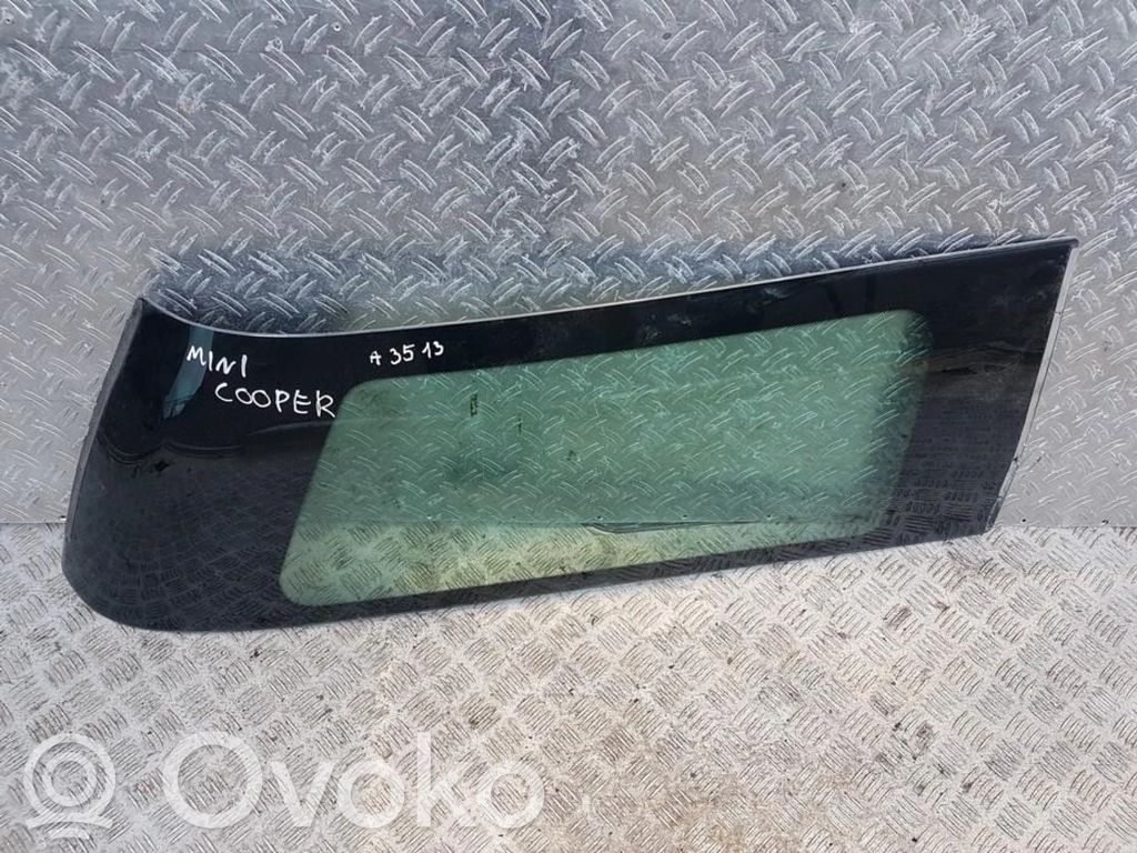 Rear side window