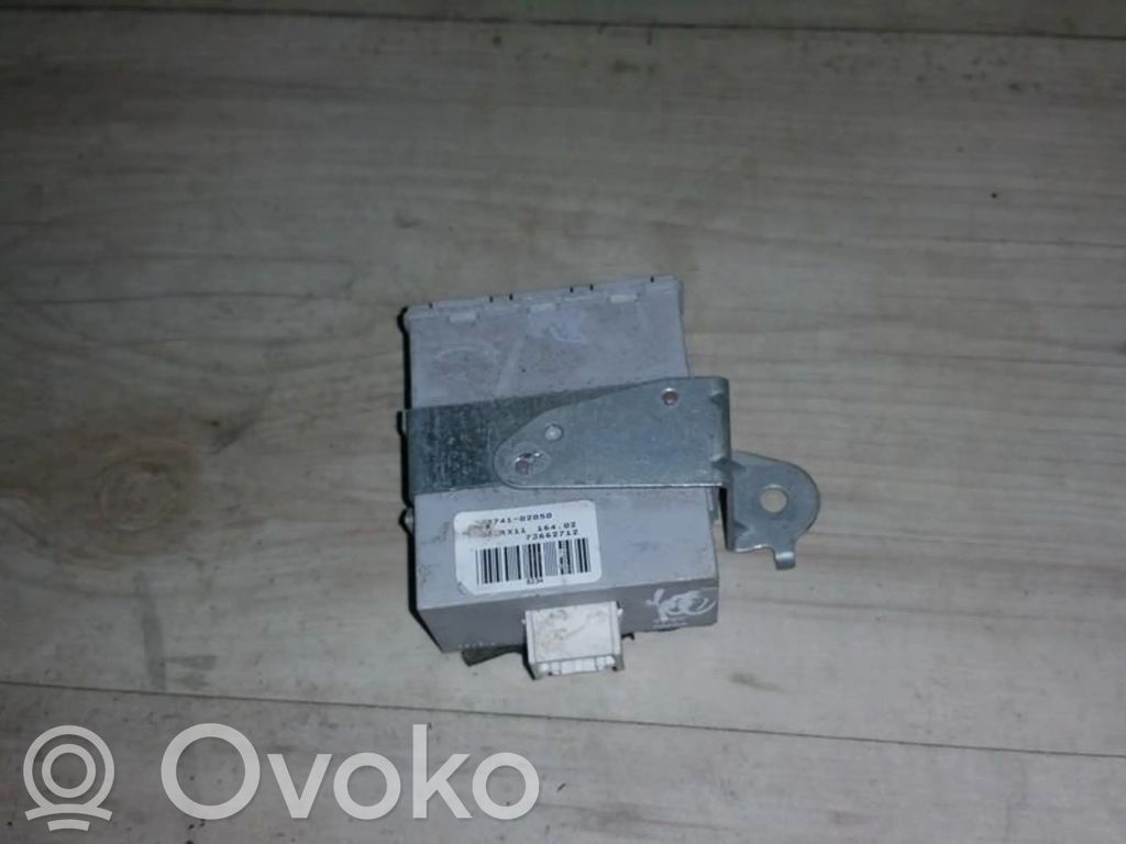Toyota Corolla E120 E130 Centralina/modulo portiere 
