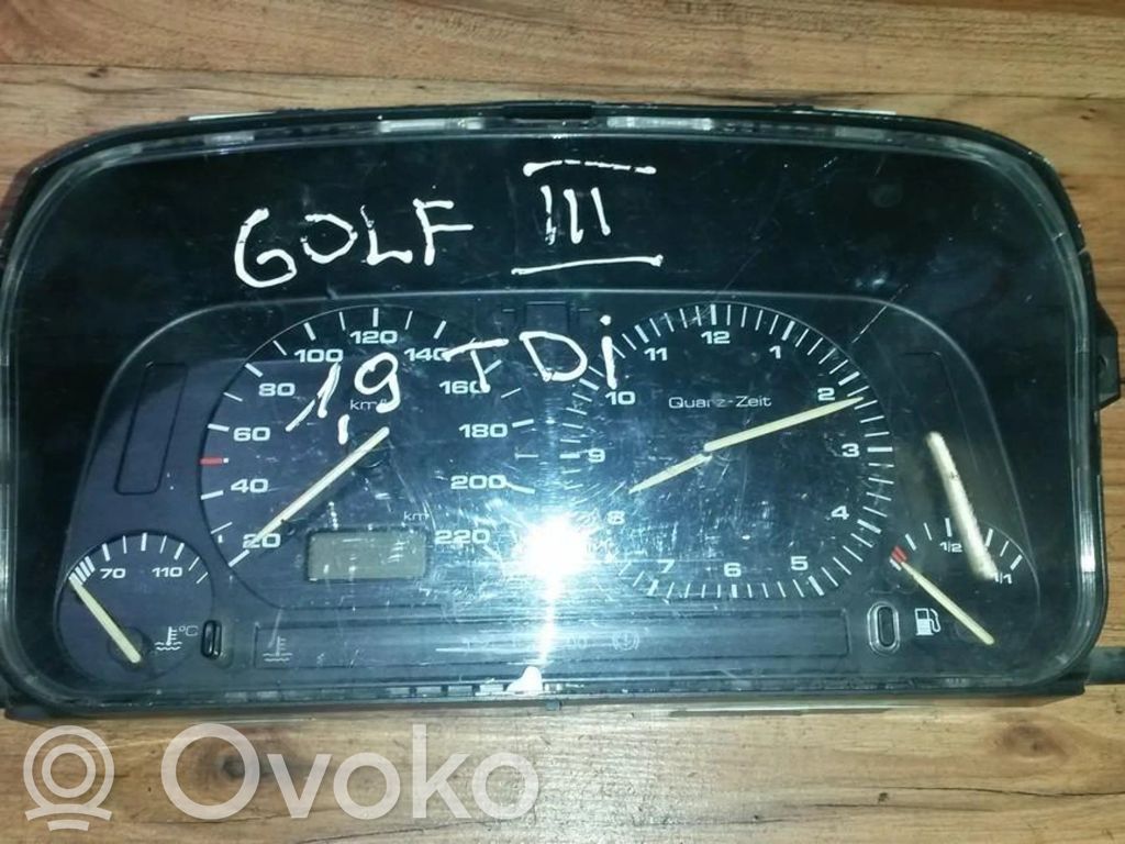 Volkswagen Golf III Tachimetro (quadro strumenti)