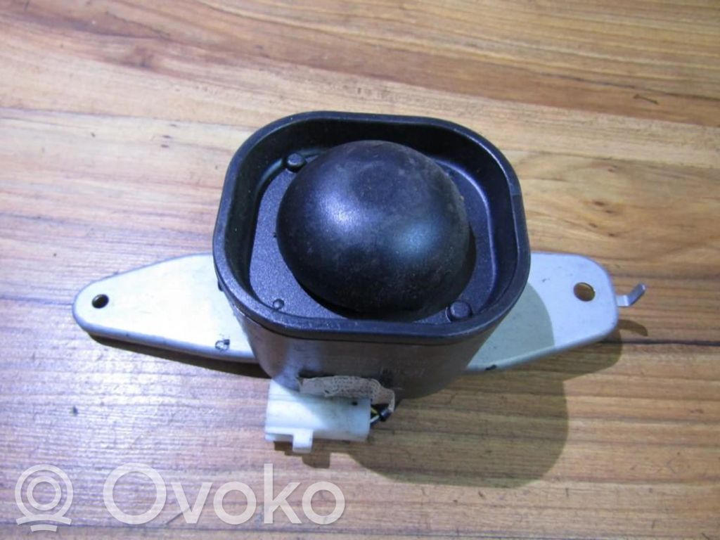 Toyota Avensis Verso Klakson 