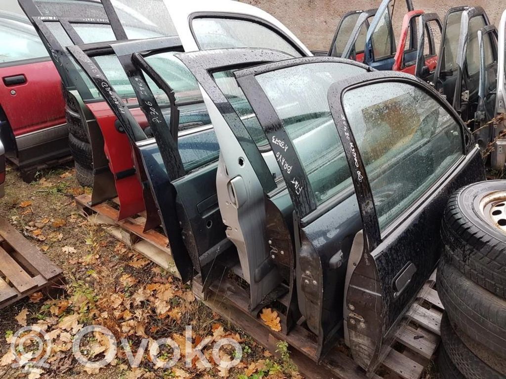 Opel Vectra B Puerta delantera 