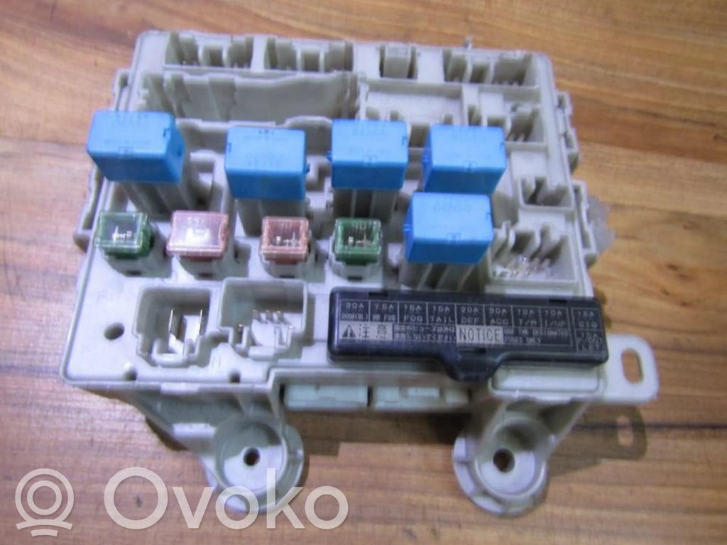 Toyota Previa (XR30, XR40) II Set cutie siguranțe 