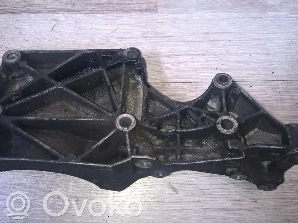 Volkswagen Touran I Suport motor 