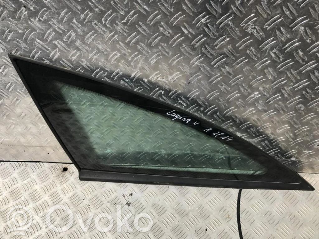 Vidrio lateral trasero