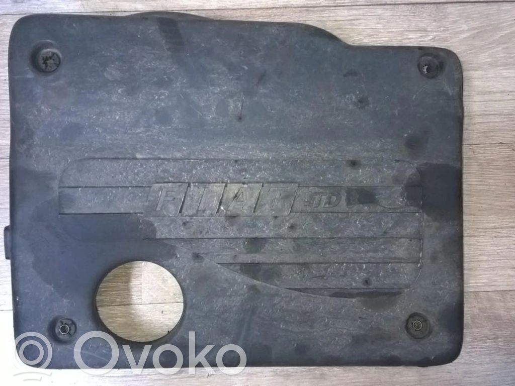 Engine cover (trim)
